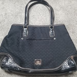 Liz Claiborne Shoulder bag
